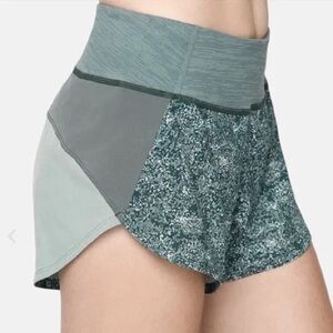 outdoor voices hudson short in pebbled forest green